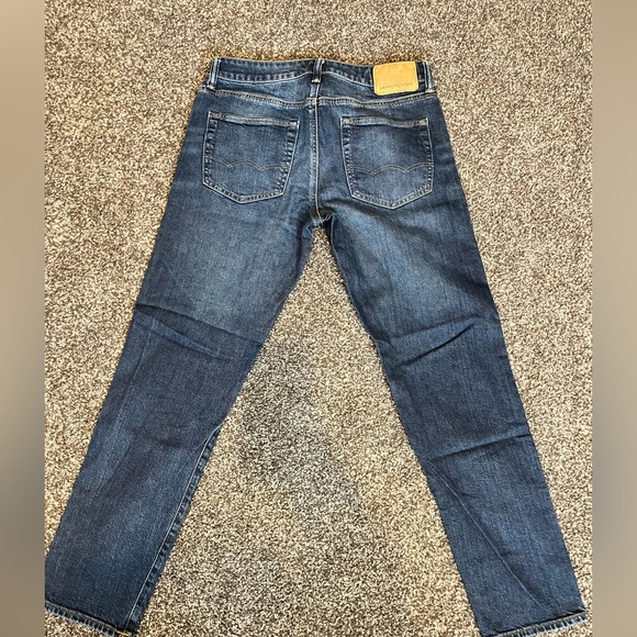 Men's American Eagle Athletic Fit Flex+ jeans - Picture 4 of 5